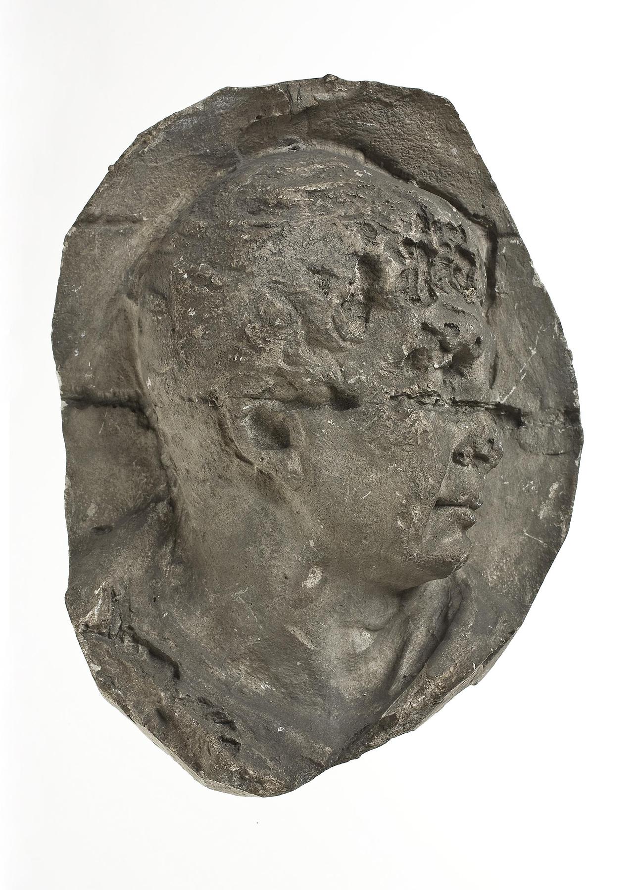 Heads of Romans, L328mmmm