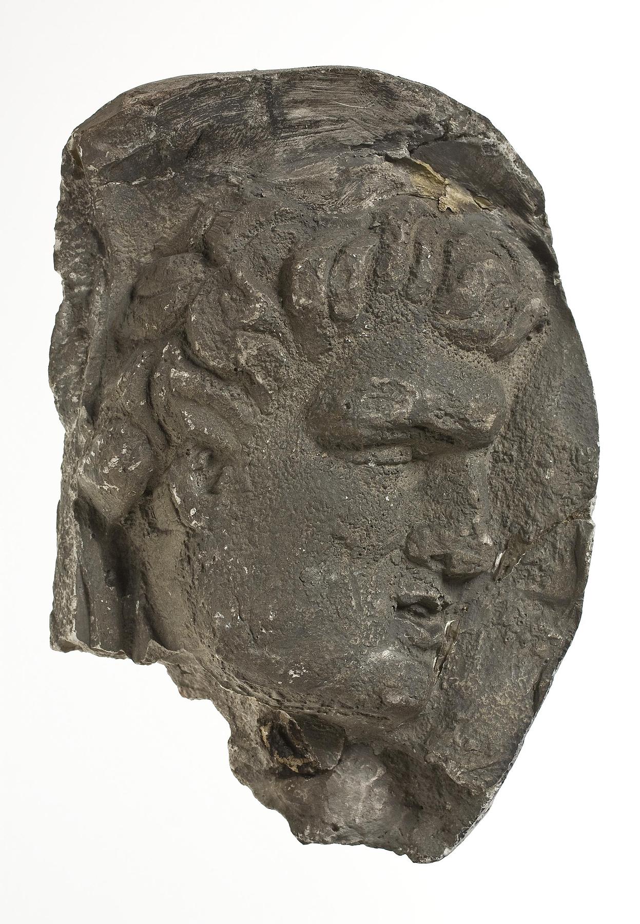 Hoveder af romere, L328nn