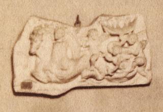 L307 Nereid on a sea-horse and cupids