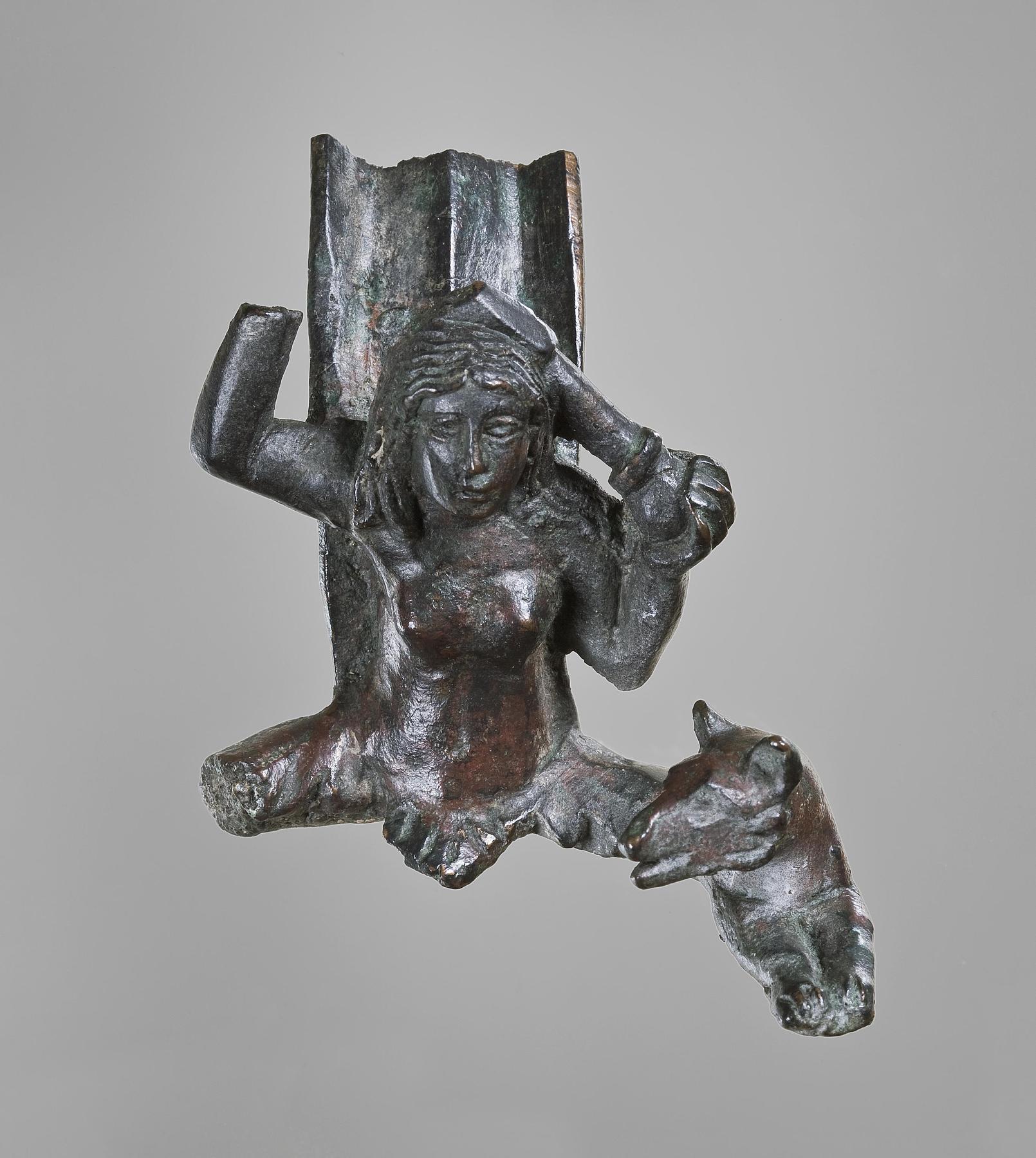Handle of a jug with Scylla figure, H2283