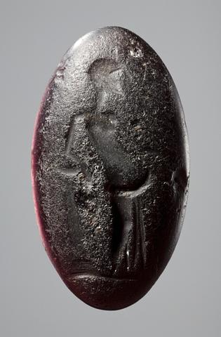 I345 Mænade med en drueklase