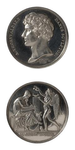F1 Medal obverse: Portrait of Thorvaldsen. Medal reverse: A Genio Lumen (Art and the Light-bringing Genius)