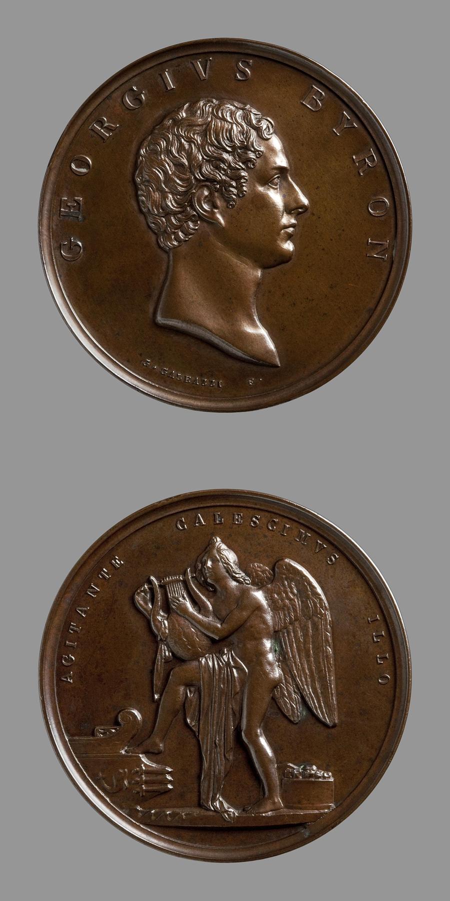 Medaljens forside: George Gordon Byron. Medaljens bagside: Poesiens genius, F18