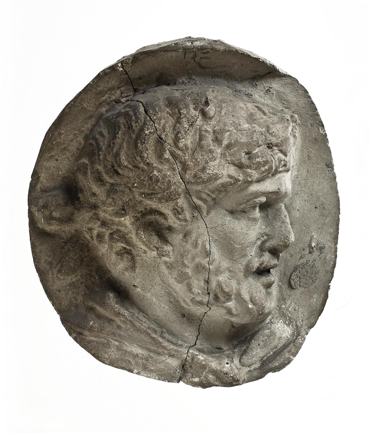 Head of a Roman priest, L325d