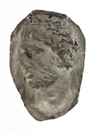 L325l Head of a Roman priest