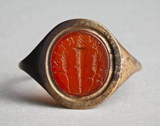 I175 Burning torch between two ears of corn