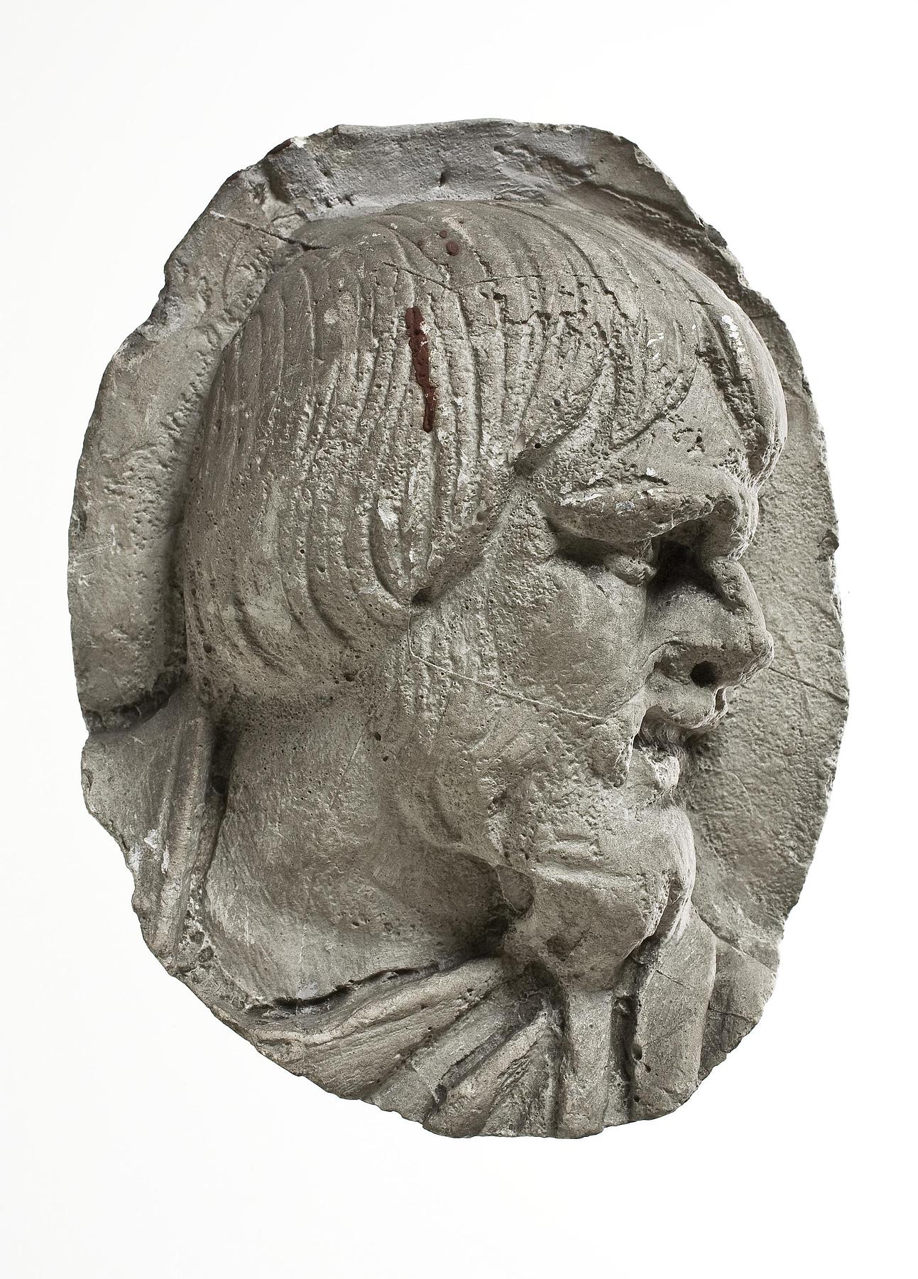 Heads of Dacians, L330e