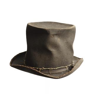 N237 Thorvaldsens høje hat, båret ved hjemkomsten til København 17.9.1838