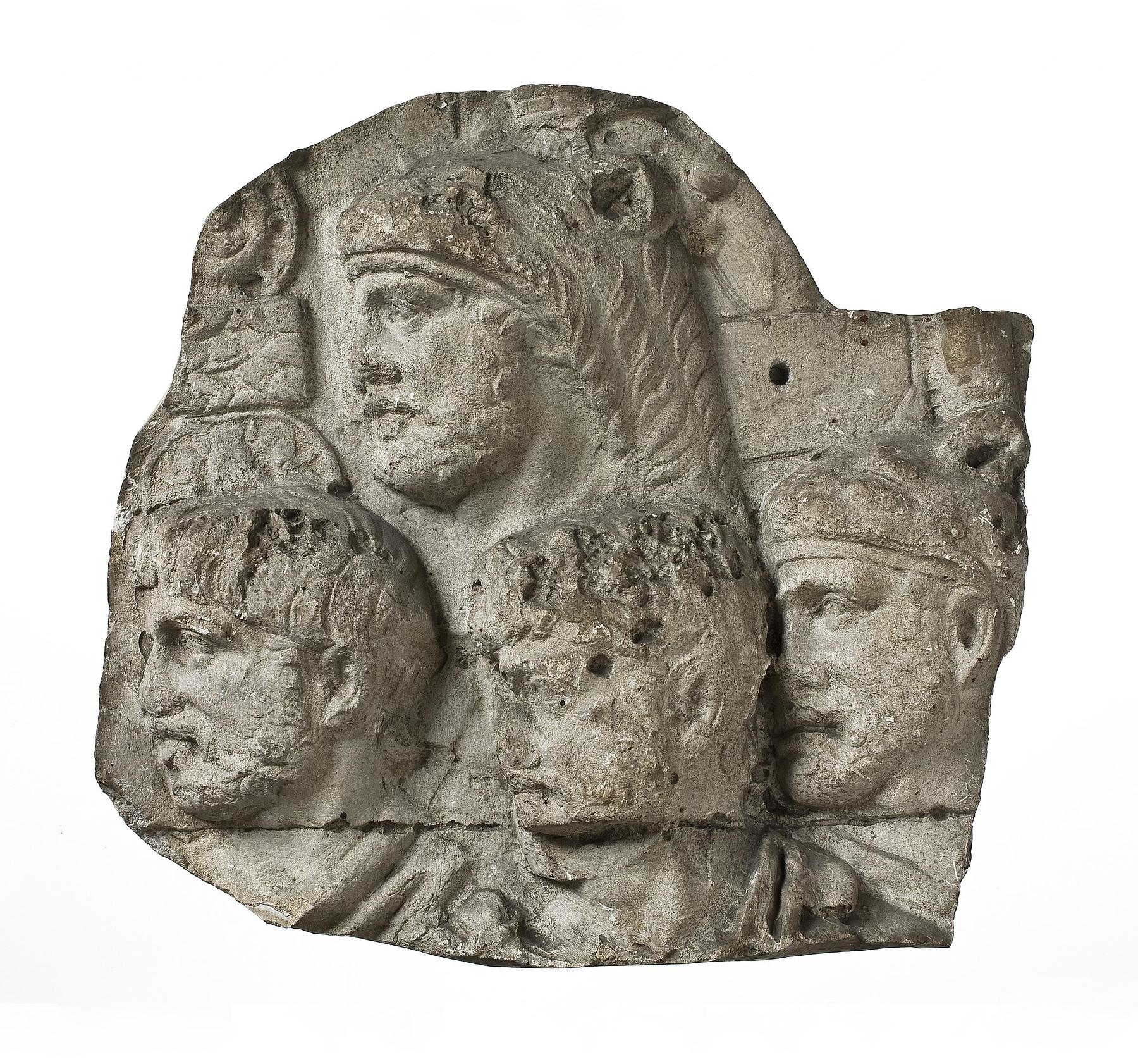 Fire hoveder af romerske soldater, L327y