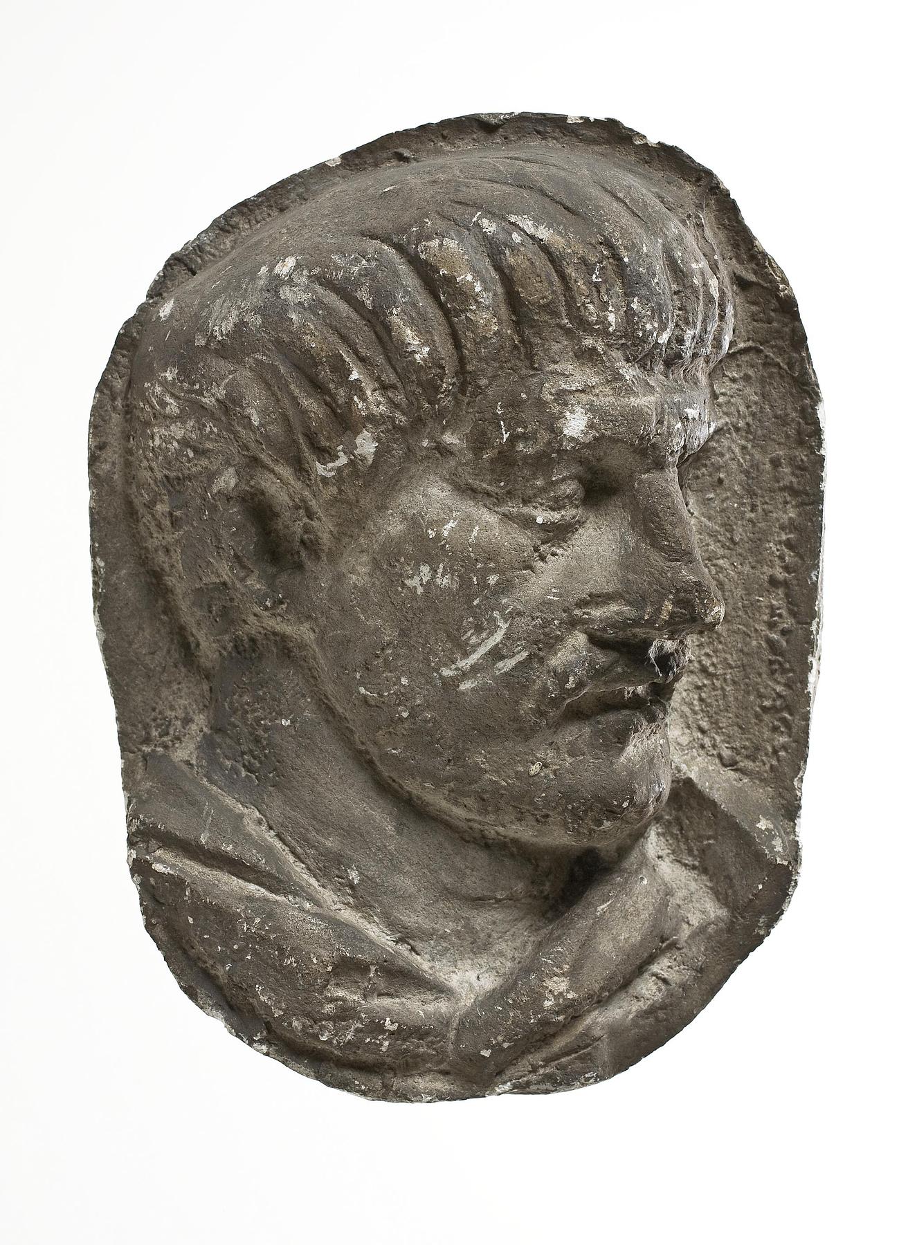 Heads of Romans, L328ø