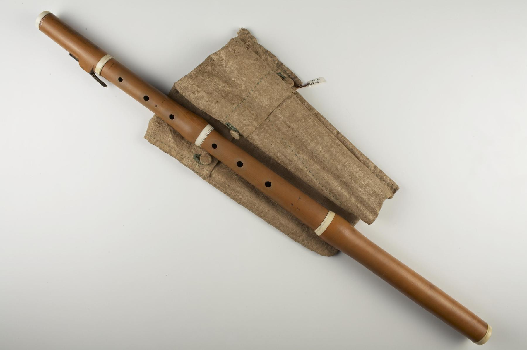 Baroque flute (flauto traverso) with canvas sleeve, N58