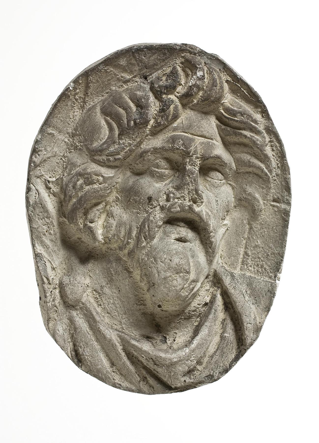 Heads of Dacians, L330d