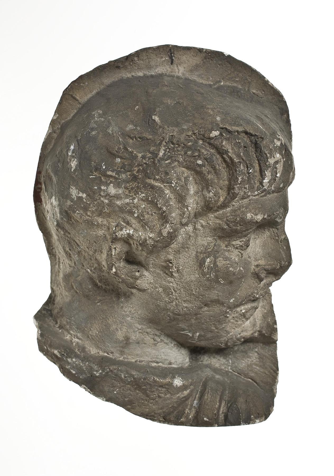 Head of a legionary, L328c
