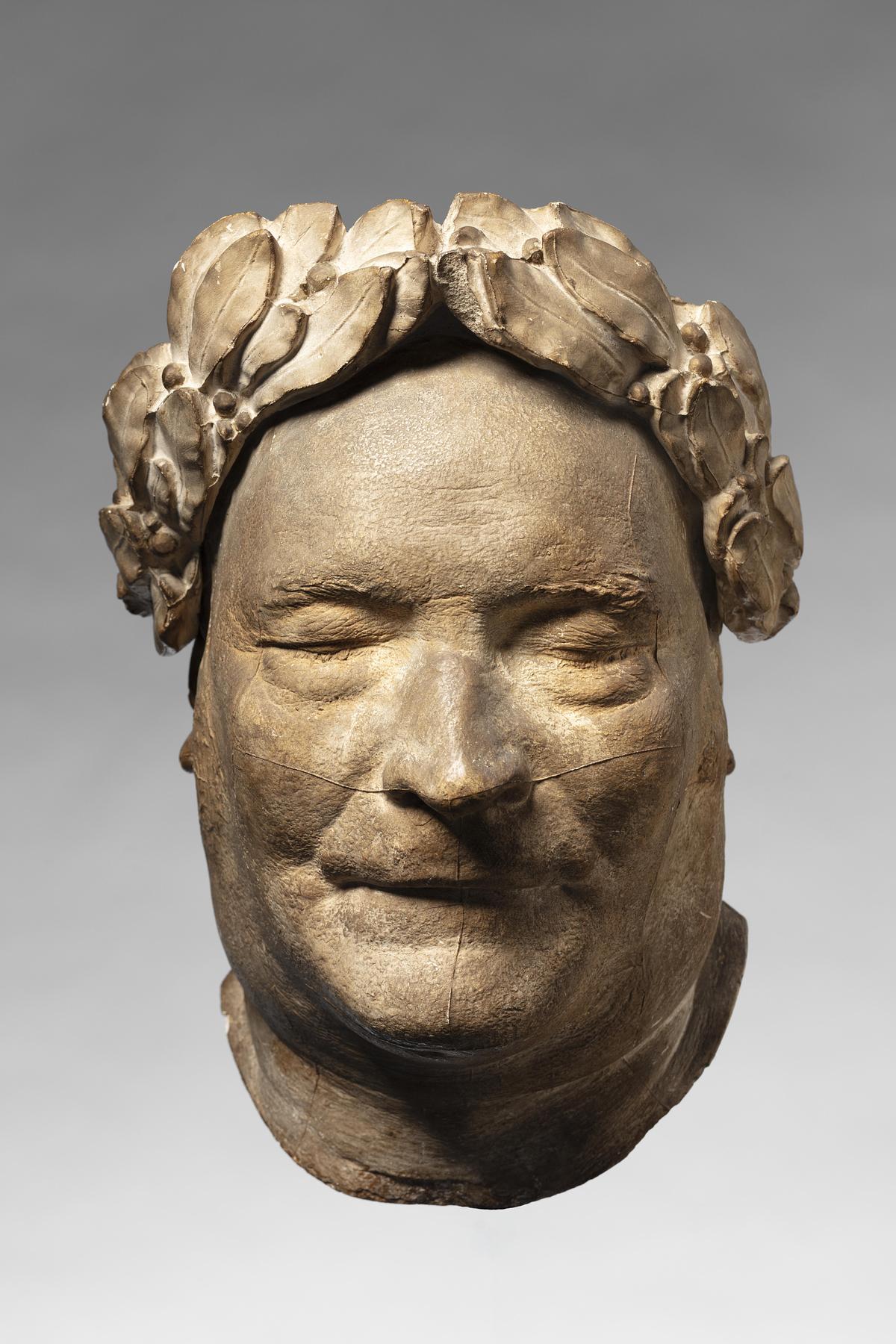Thorvaldsens dødsmaske med laurbærkrans, L675
