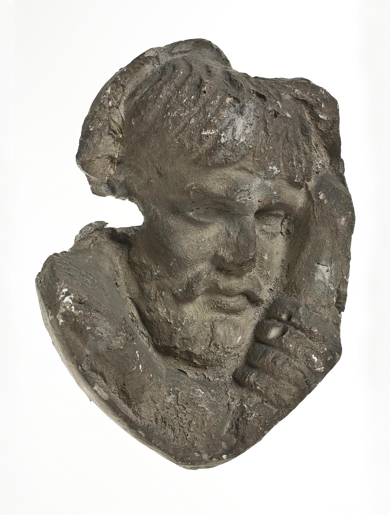 Heads of Romans, L328e