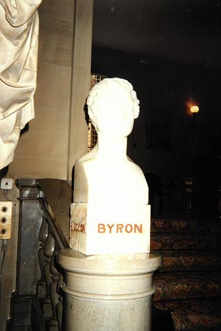 AX66 George Gordon Byron