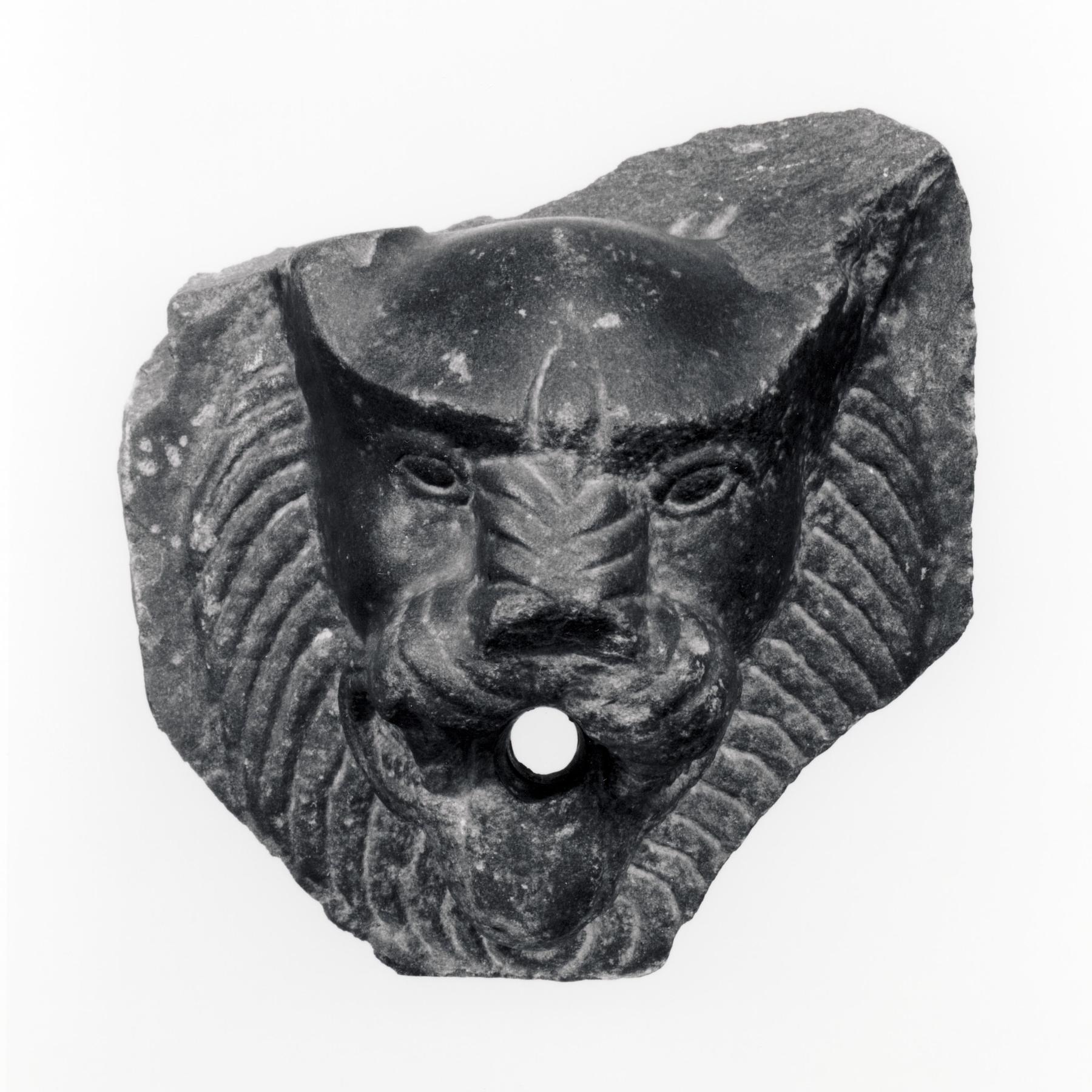 Water spout in the shape of a lion's head, H332