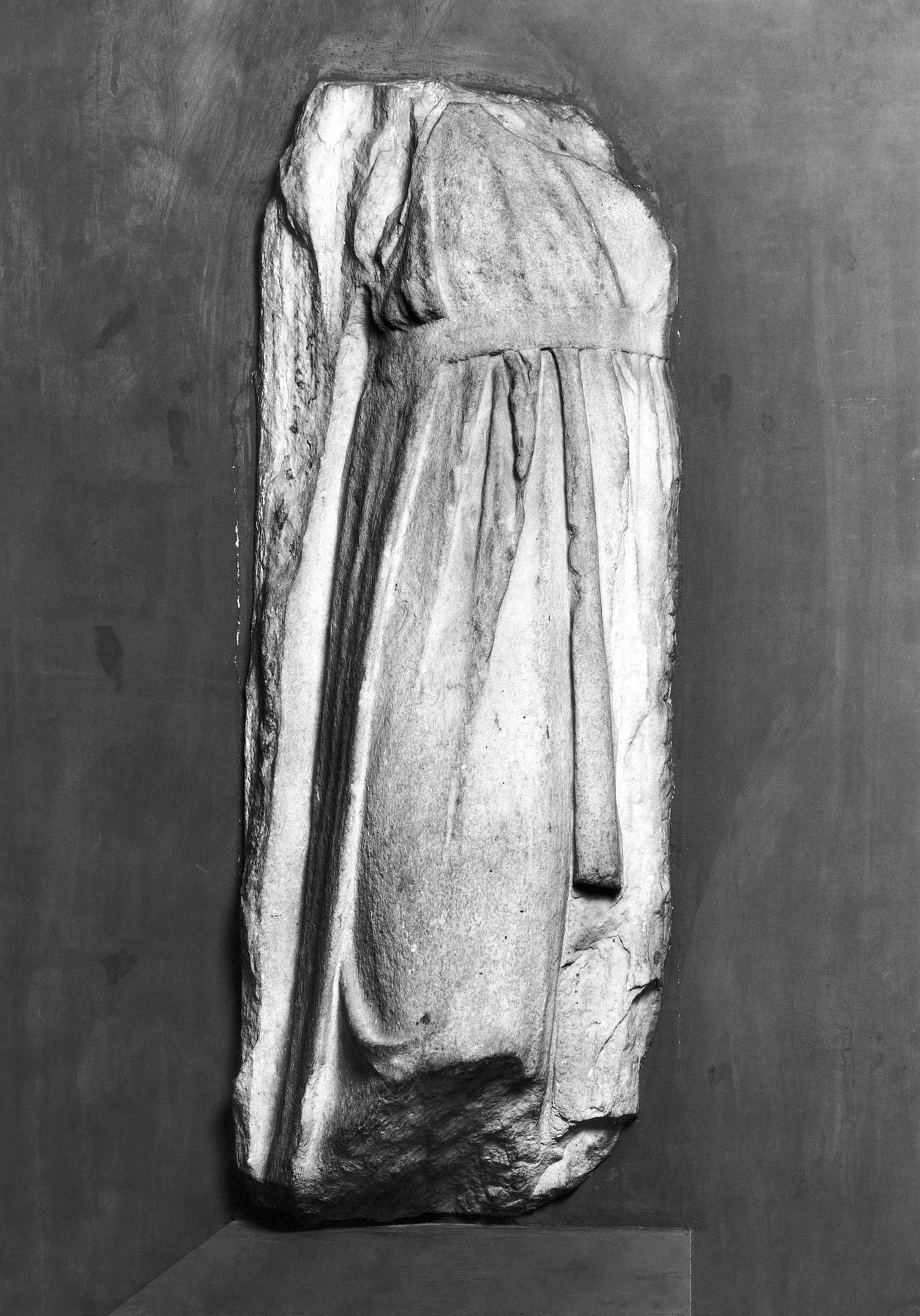 Relief med Apollon (?), H1471