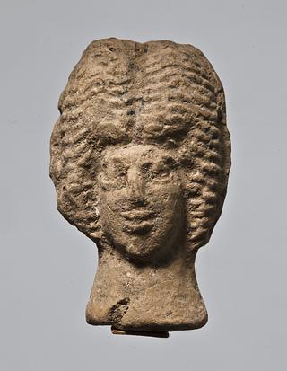 H1046 Miniature bust of a woman