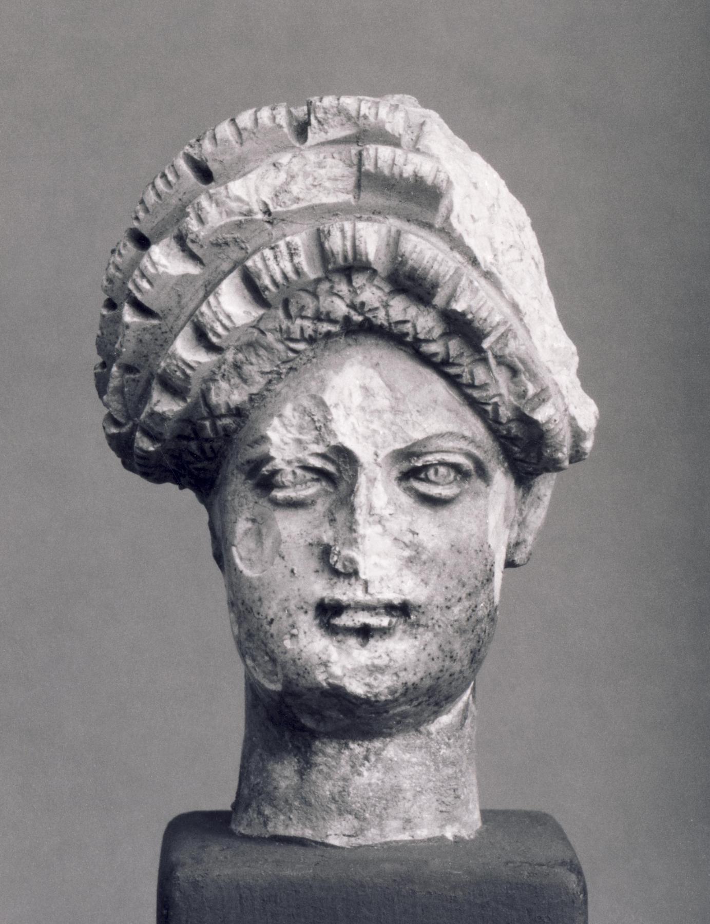 Miniature portrait of Domitia Longina (?), H1445
