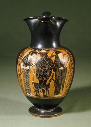 H513 Oinochoe med Athene, Hermes og Kore (?)
