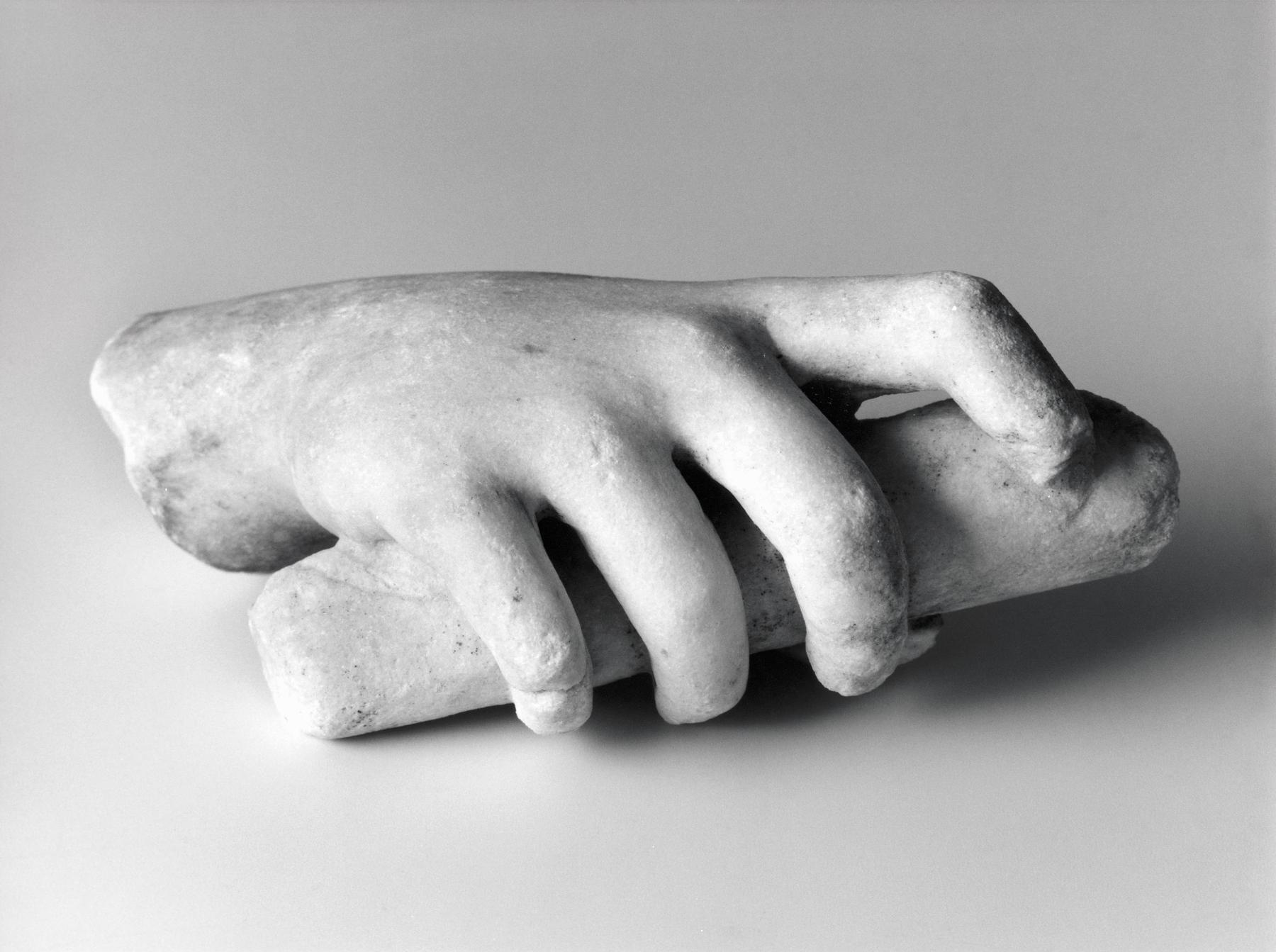 Skulptur af en mand med en lanse (?), H1456
