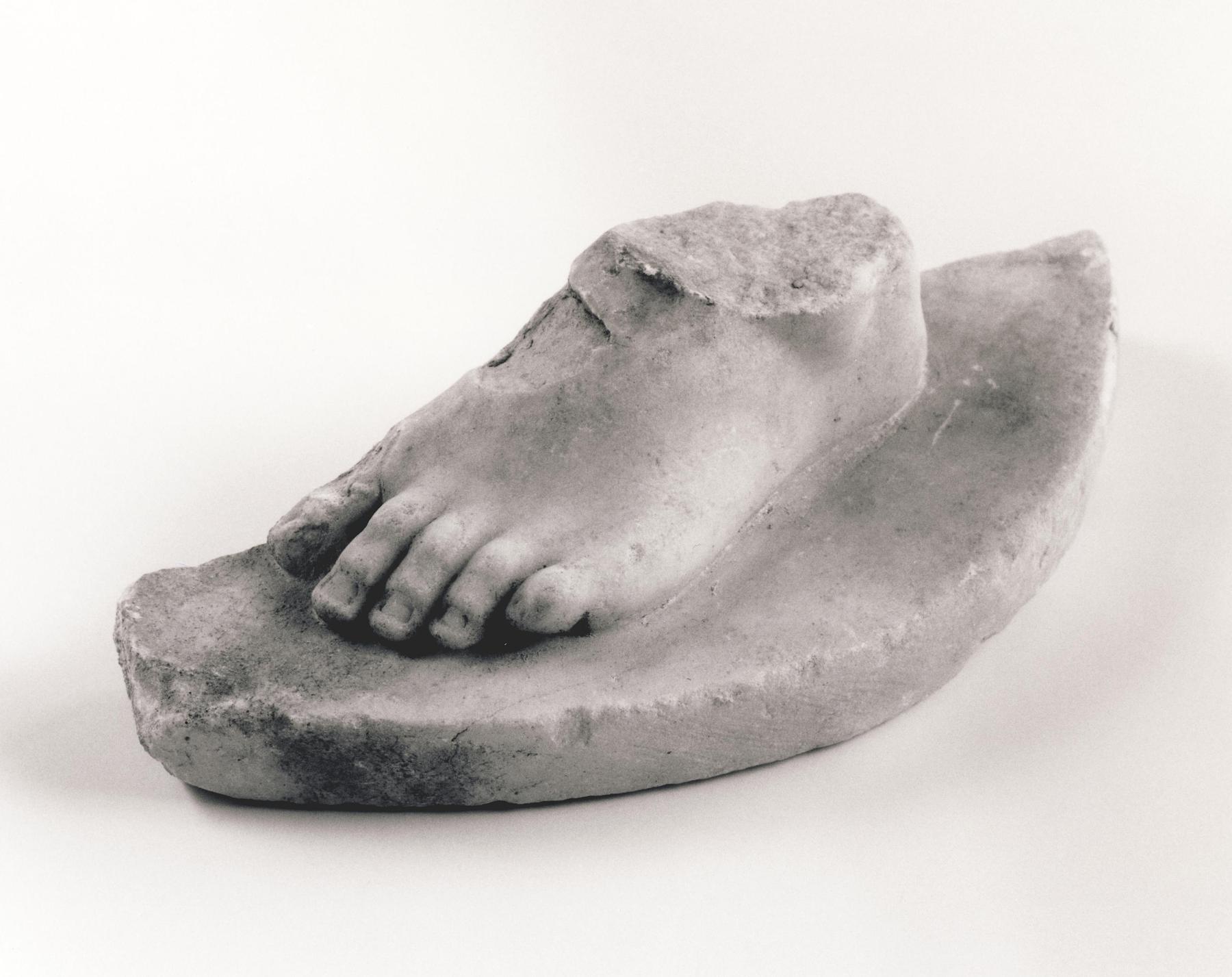 Statuette af en menneskelig figur, H1461