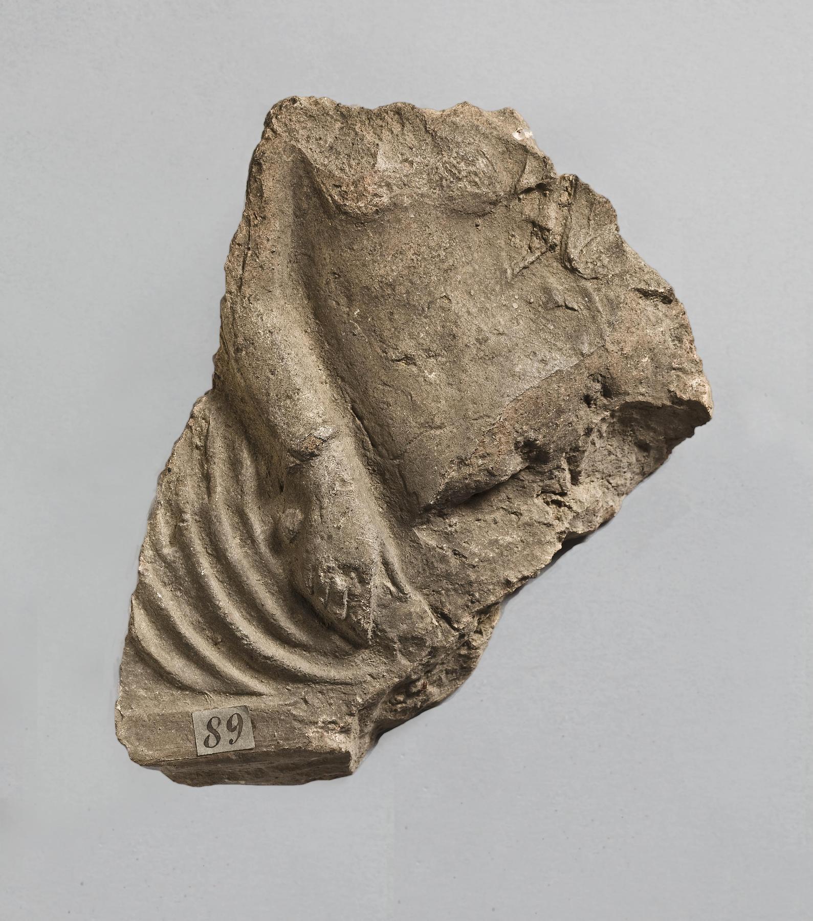 Campana relief with female torso (Victoria), H1089