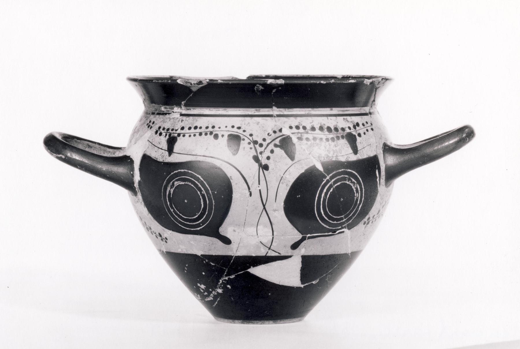 Drinking cup with eyes (A, B), H590