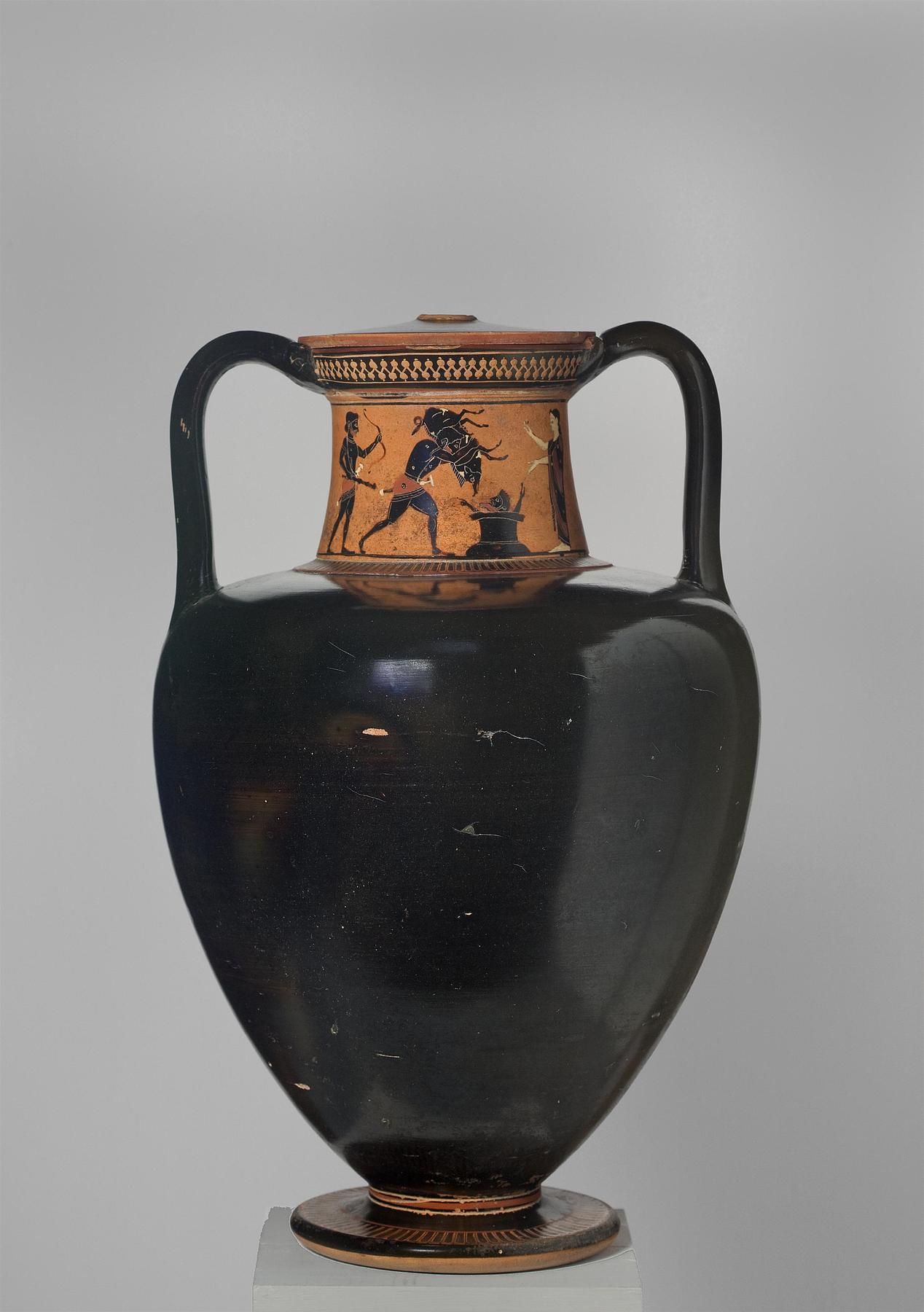 Amfora med Dionysos blandt dansende silener (A) og Herakles med det erymanthiske vildsvin (B), H538