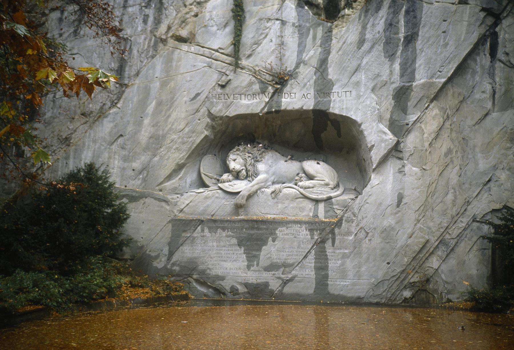 Døende løve (Schweizerløven), AX38