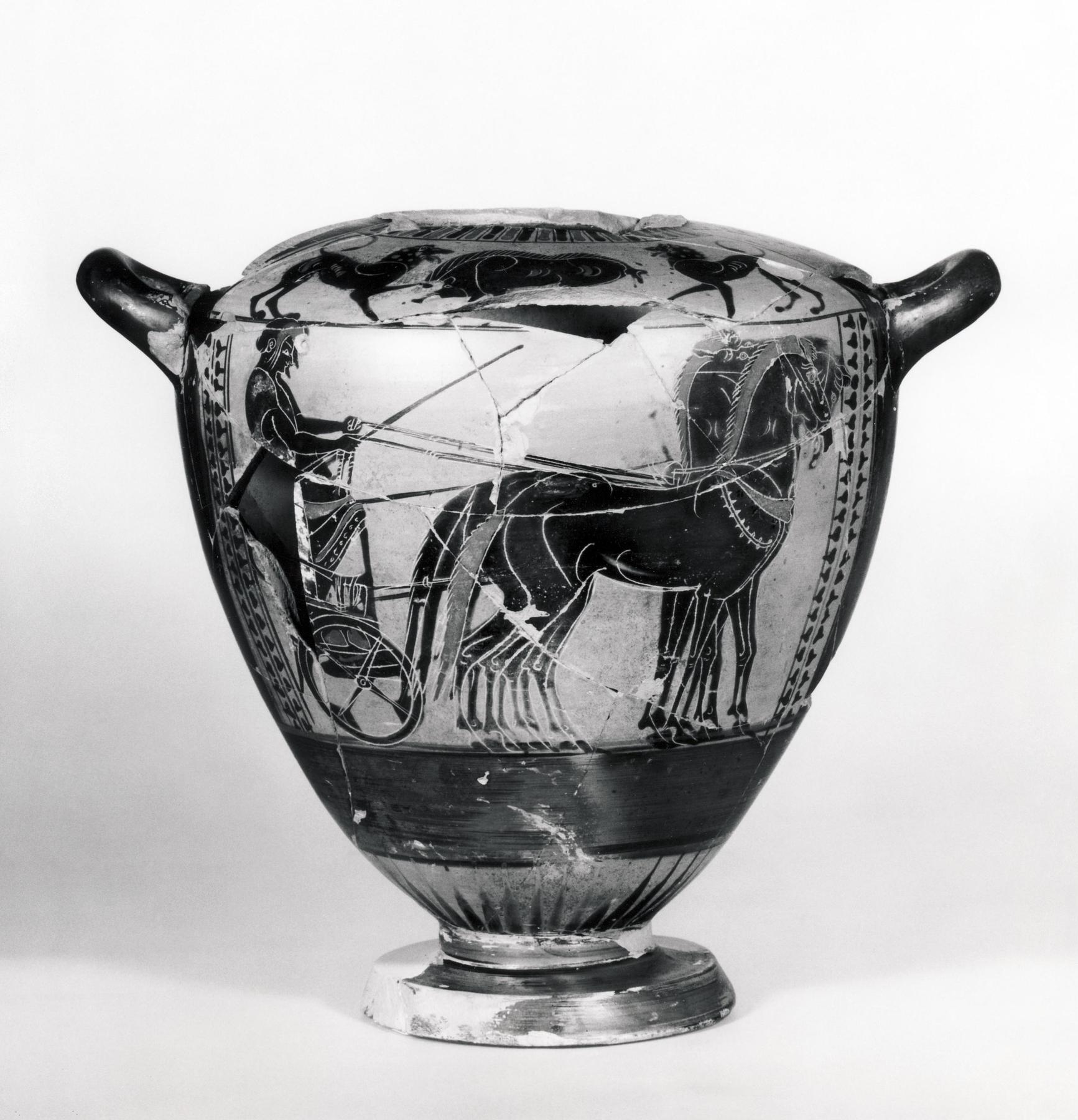 Hydria with chariot scene (body) and an animal frieze (shoulder), H573