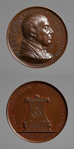 F90 Medaljens forside: Frimureren Guionneau. Medaljens bagside: Alter med brændoffer og tre glober