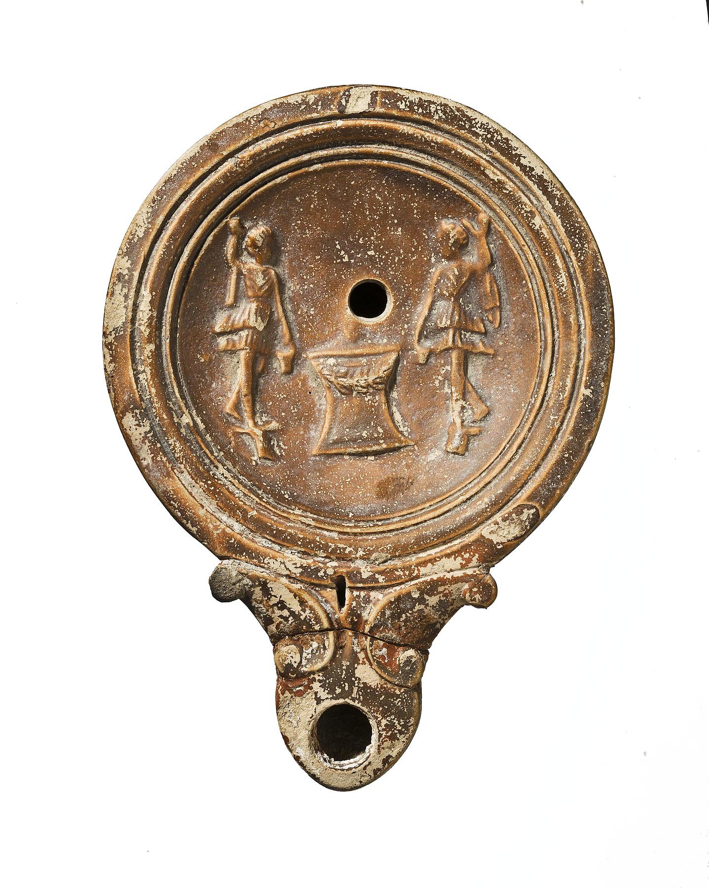 Lamp with two lares by an altar, H1171