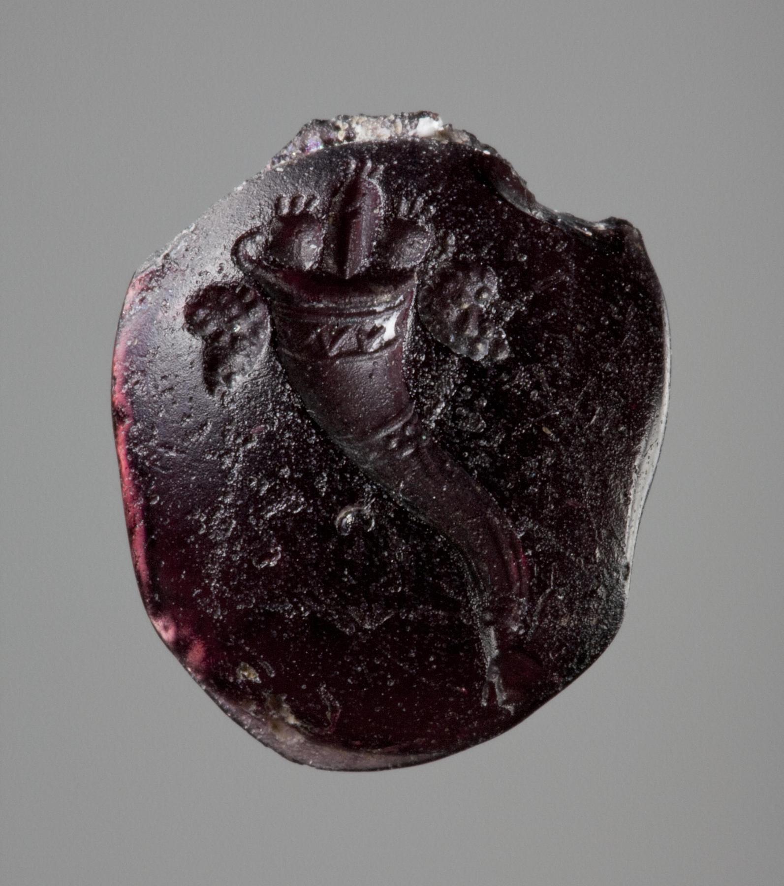 Cornucopia with a donkey's head (?), I171