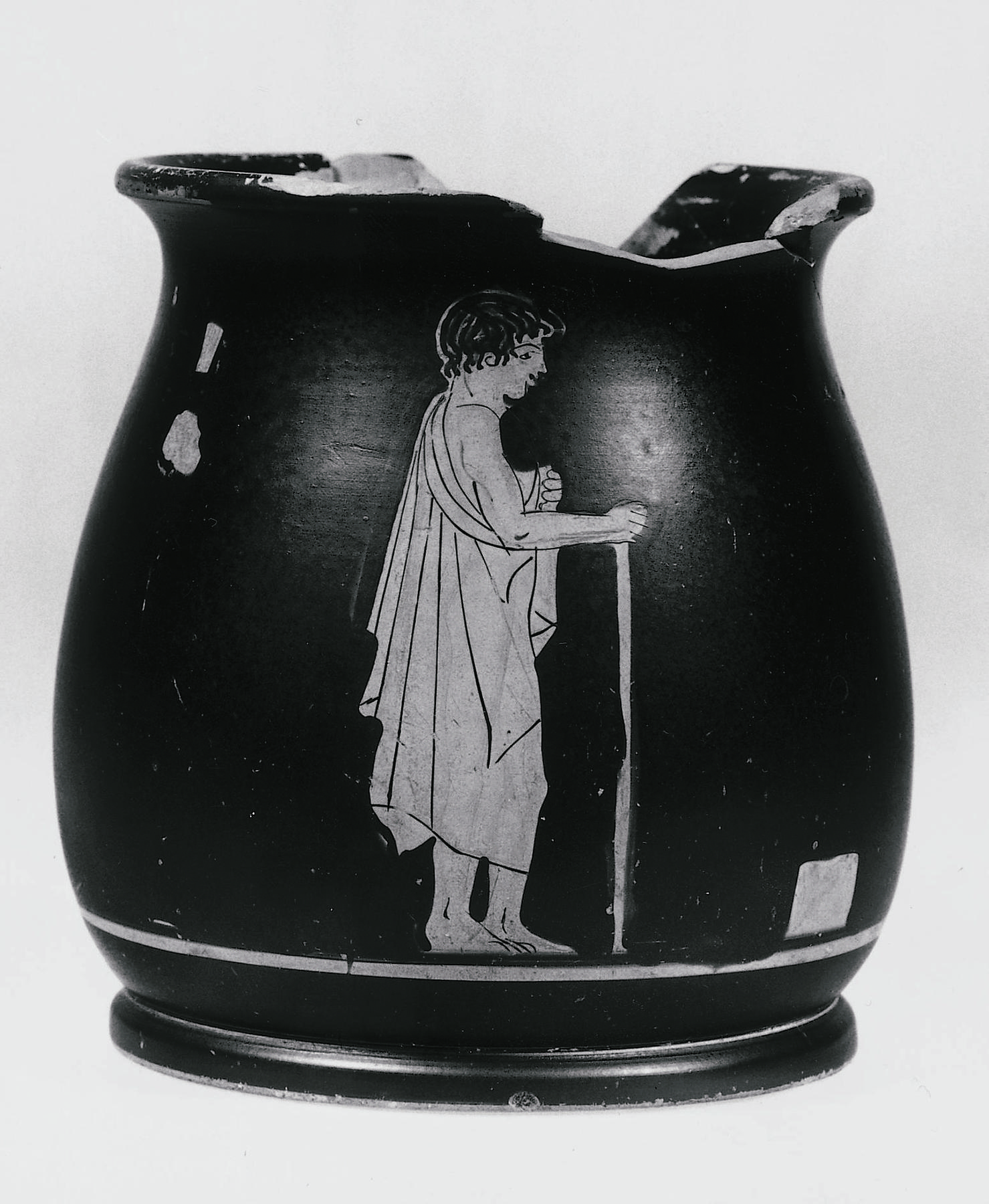 Drinking cup with standing youth, H620