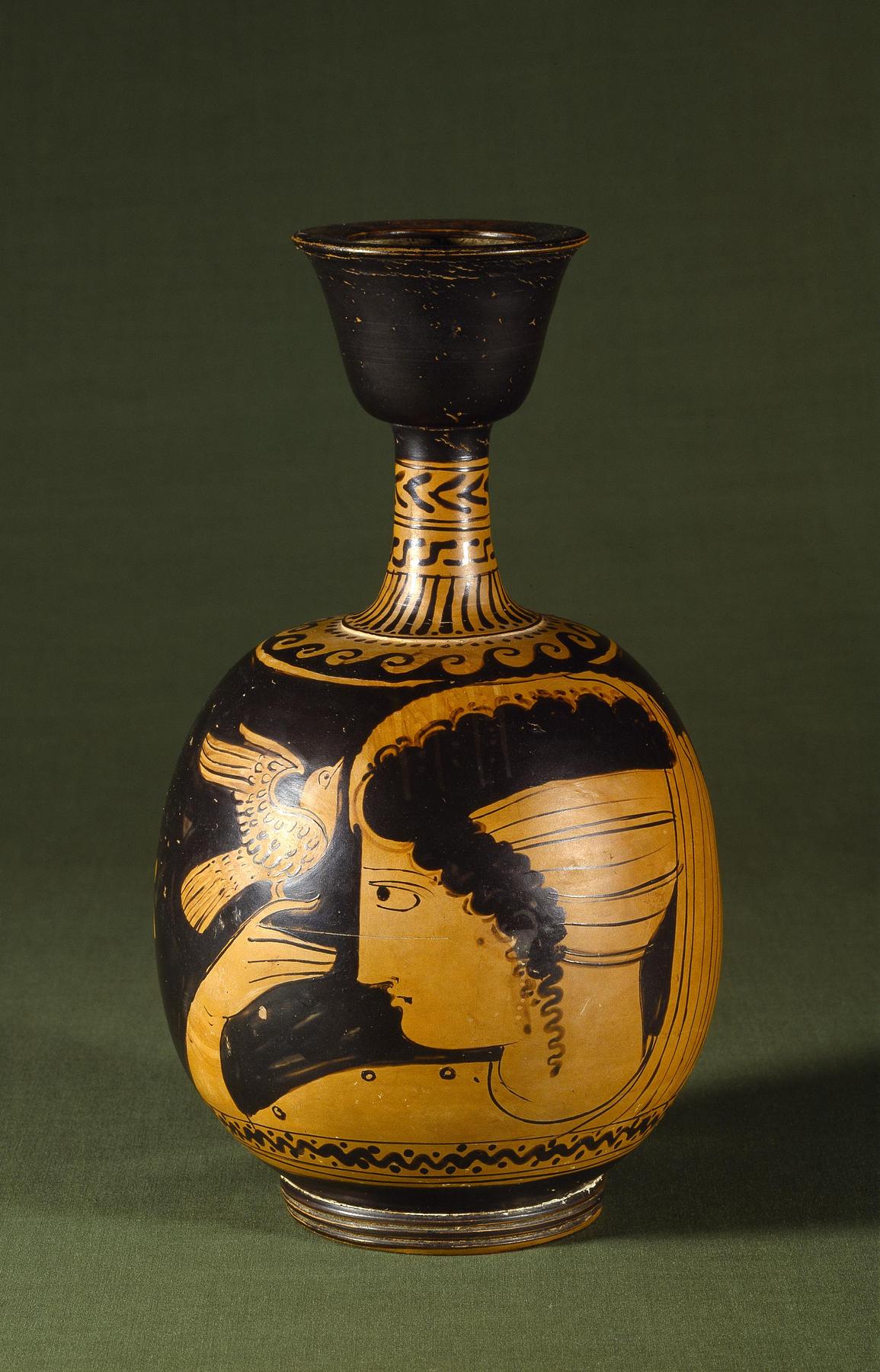 Lekythos with a woman and bird, H632