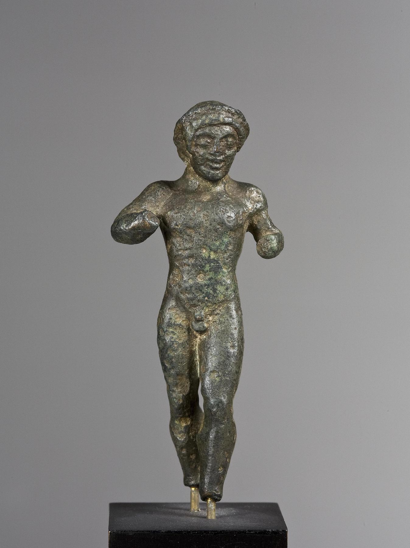 Statuette of an athlete, H2015
