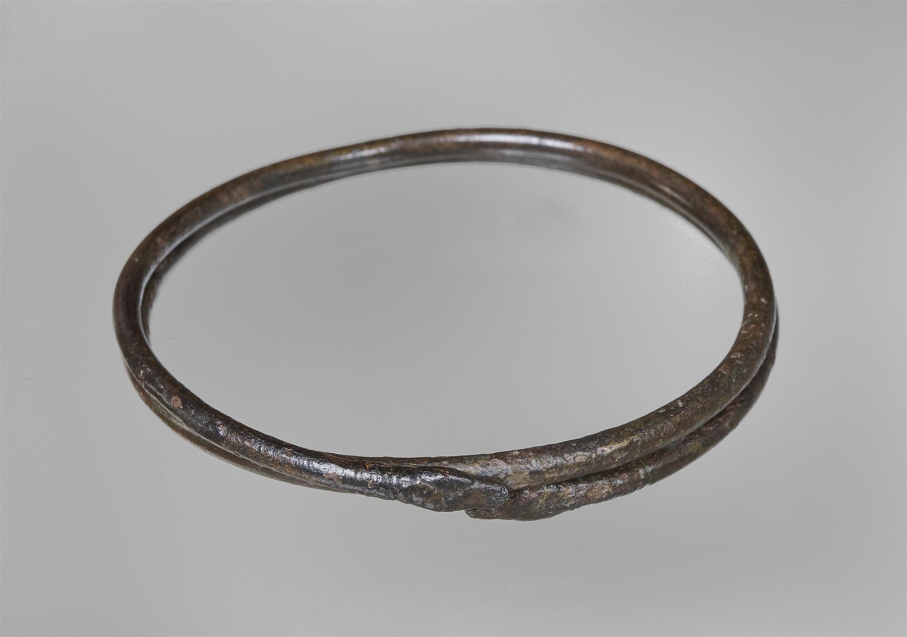 Arm ring, H2202
