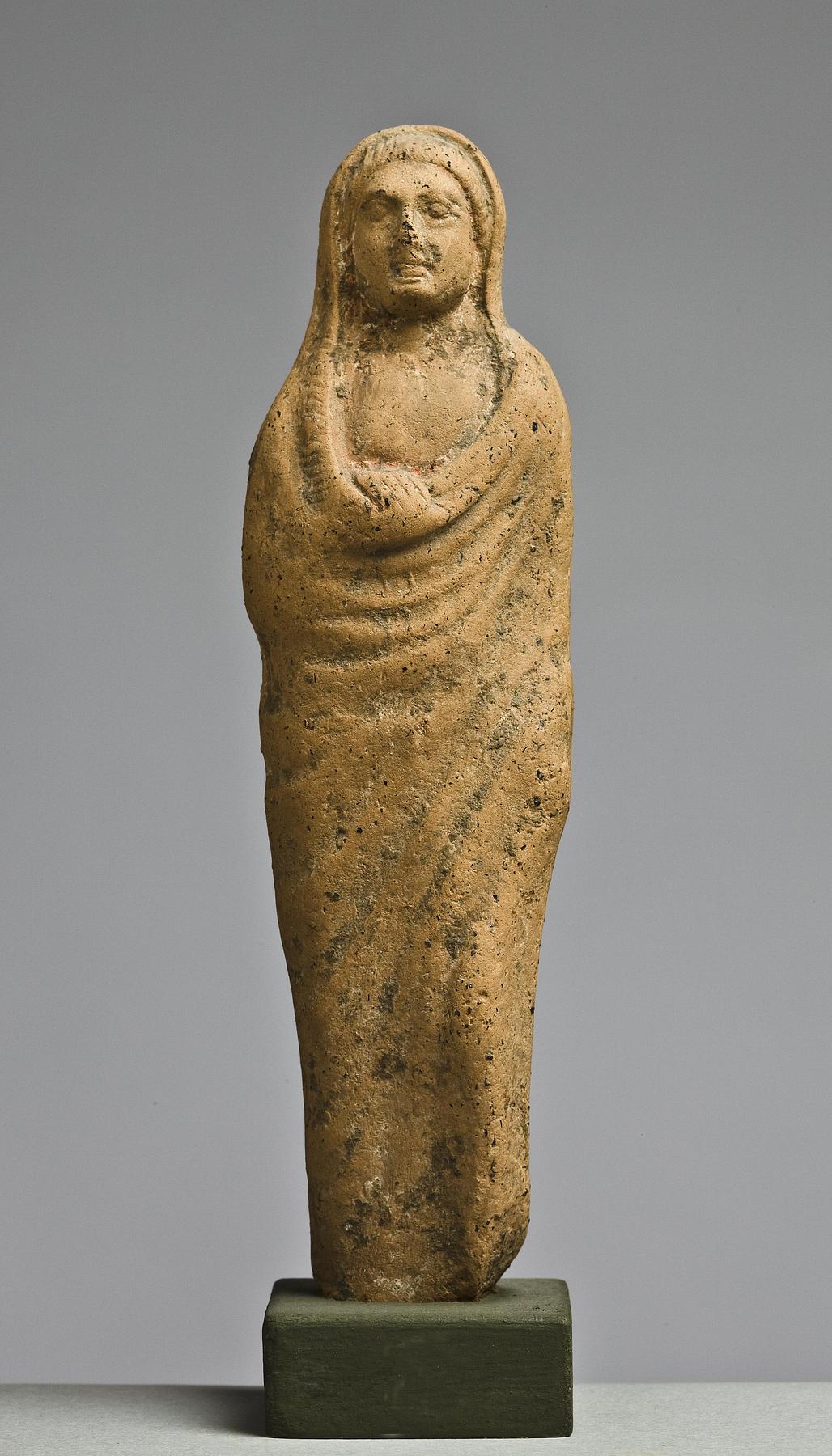 Statuette af en kvinde (?), H1018