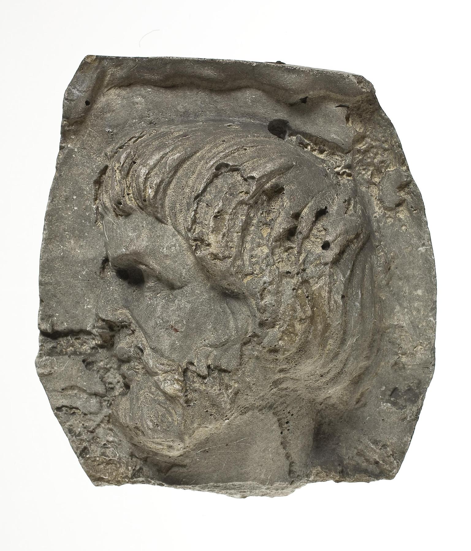 Heads of Romans, L328xxx