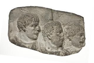 L328yy Heads of Romans