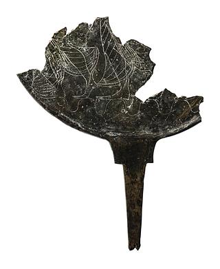 H2173 Mirror with women dancing