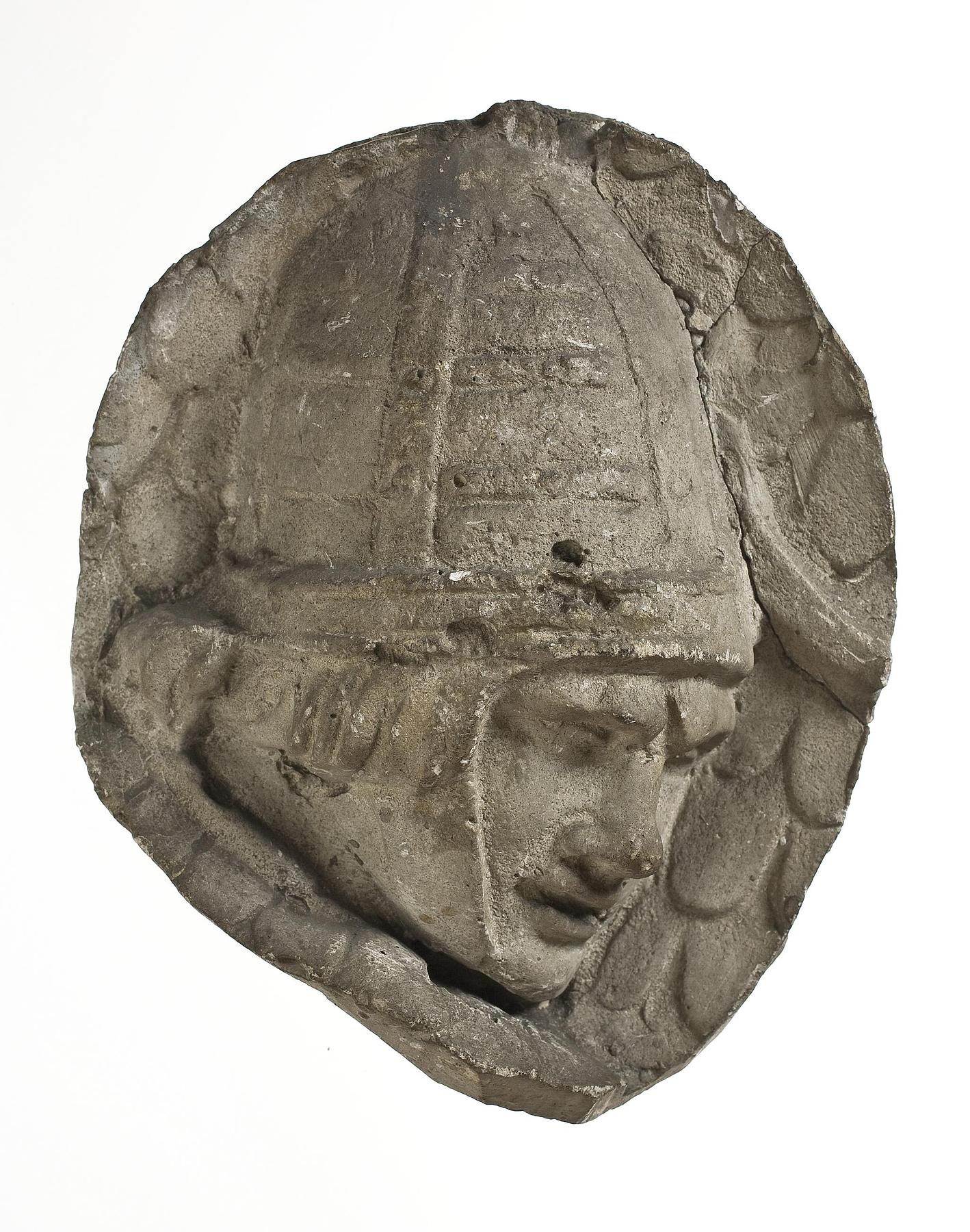 Hoveder af sarmatiske ryttere med koniske hjelme, L333e